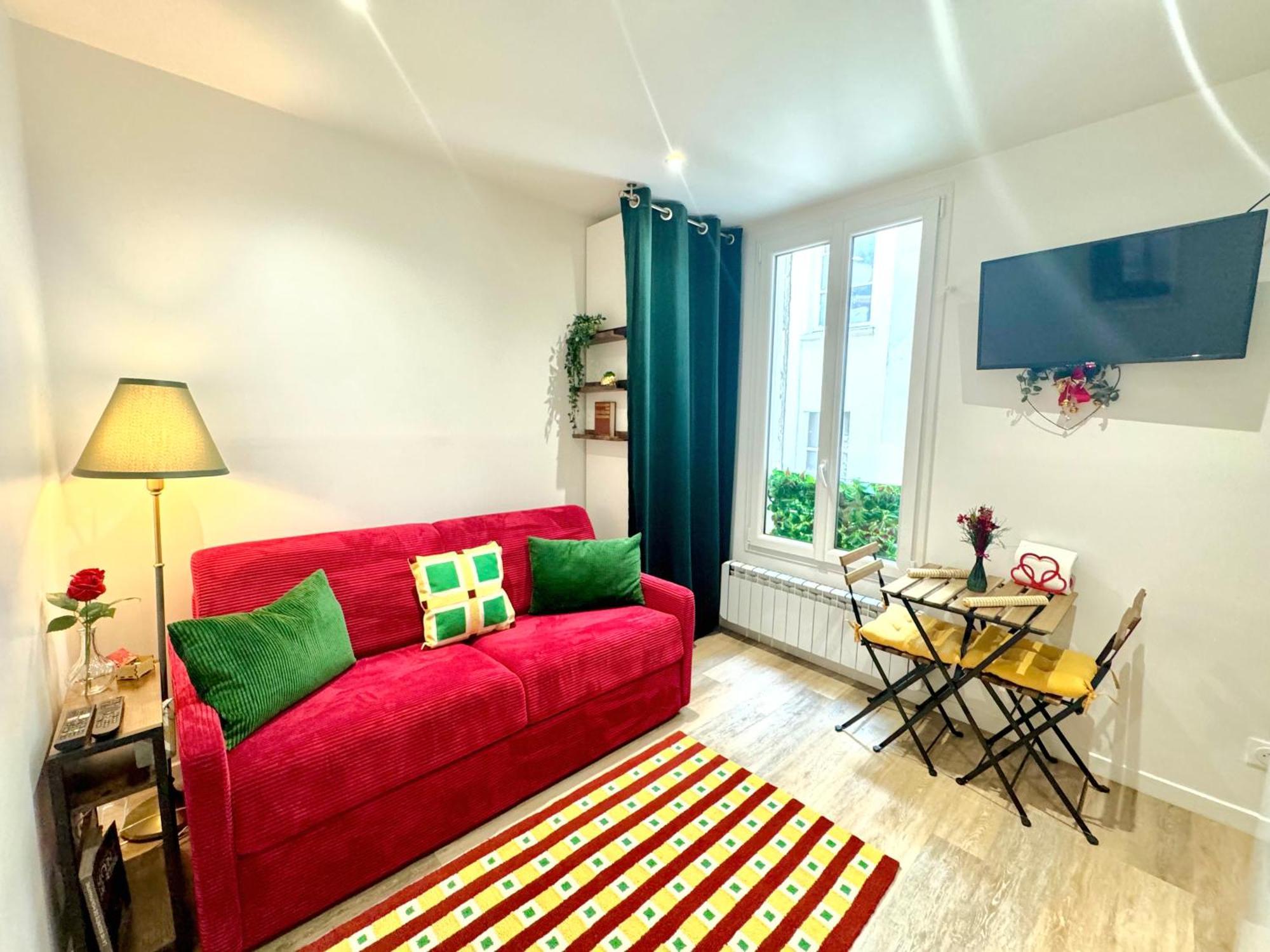 Amelie Poulain Studio In Heart Of Montmartre パリ エクステリア 写真